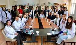 Vali Aydoğdu Gül-Celal Toraman Mesleki ve Teknik Anadolu Lisesi öğretmenleriyle bir araya geldi