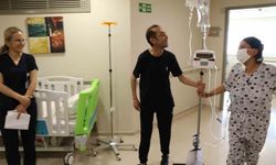 Yaşamasına yüzde 1 ihtimal verilen çiftin sıra dışı aşkı