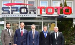 Bayburt’a 37 milyonluk spor yatırımı için imzalar atıldı