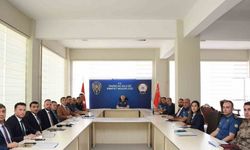 Emniyet Müdürü Baybaba, birim amirleriyle toplantı yaptı