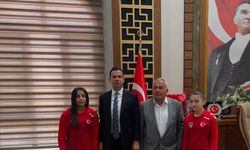 Kaymakam Emrah Aslan’dan Avrupa ikincisi güreşçiye tebrik