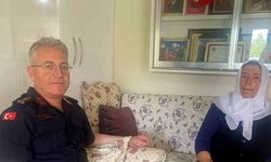 Şehit annesi evladının silah arkadaşlarını konuk etti