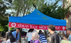 Simav Müftülüğünce YKS’ye giren öğrenciler için emanet ve su ikramı çadırı kuruldu