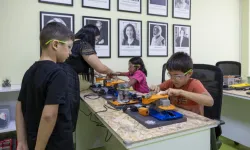 Minik mucitler hayallerini ürüne dönüştürüyor