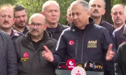 Bakan Yerlikaya Sındırgı'dan son durumu açıkladı... Balıkesir'e acil ihtiyaçlar için 25 milyon TL