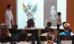 İstanbul Beylikdüzü'nde geleceği kodlayan dijital eğitim sürüyor