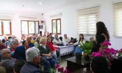 Antalya Büyükşehir'den yaş almış bireylere evde çiçek yetiştiriciliği eğitimi