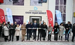 Balıkesir'de Manyas Kadın Yaşam Merkezi hizmete açıldı