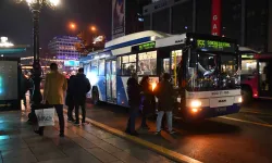 Başkent'te yılbaşı hazırlıkları tamamlandı