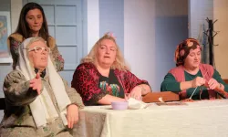 İnegöl'de 'Kadın Sığınağı'na gala gösterisi