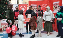 Erzurum'da 'Dijital Dünyada Çocuk Hakları' için imza kampanyası