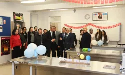 Gebze'de Başkan Büyükgöz ve Kaymakam Özyiğit'ten okullara ziyaret