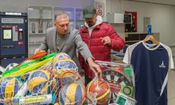 İzmir'de spor okul sıralarına taşınıyor