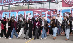 Keçiören'de üniversiteli Trabzonsporlulardan coşkulu horon festivali