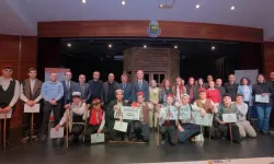 Bursa İnegöl'de genç meddahlar sahne aldı