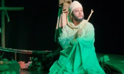 Kocaeli Şehir Tiyatroları'na Bursa İnegöl'de alkış yağmuru