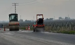 Manisa Büyükşehir Belediyesi, yollarda konforu artırıyor