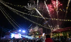 Mersinlilerden yeni yıla coşkulu 'Merhaba'