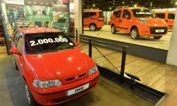 Tofaş Bursa Anadolu Arabaları Müzesi, yarıyılda ziyaretçilerini bekliyor