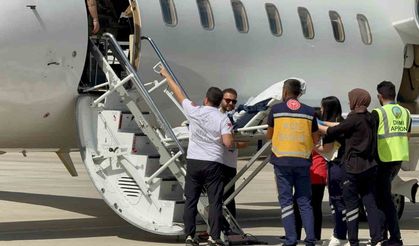 Ağrı’da kritik durumdaki çocuk hasta için hava ambulansı seferber edildi