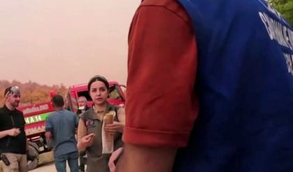 Alevlerin arasında insanlık dersi: Yangın bölgesinde paylaşılan bir lokma yürekleri ısıttı