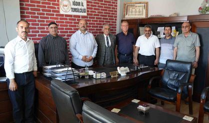 Aşiret liderleri ve kanaat önderlerinden "pahalı hediye" tepkisi