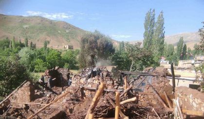 Bitlis’te çıkan yangın korkuya neden oldu