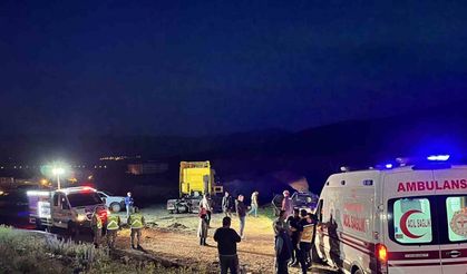 Çıldır’da trafik kazası: 2 ölü, 1 yaralı