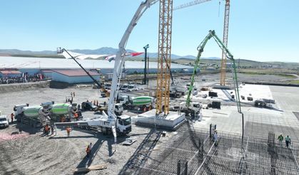 Doğu Anadolu’nun en büyük karma yaşam projesi V Mall Ağrı’nın temeli atıldı