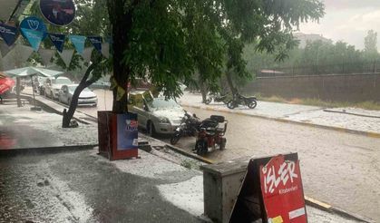 Kağızman’ı dolu vurdu, tarım arazileri zarar gördü