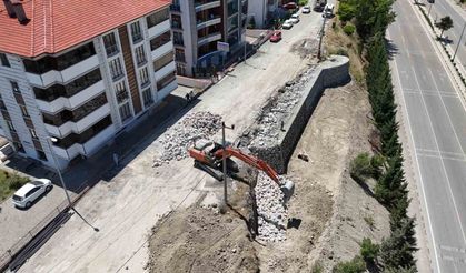 Karabük Belediyesi’nden toprak kaymasına karşı önlem