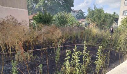 Muratlı’da boş arsada yangın paniği