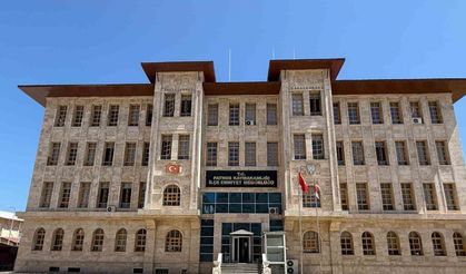 Patnos’ta İlçe Emniyet Müdürlüğü’nün kararlı ve planlı çalışmaları sayesinde, birçok suç henüz işlenmeden engelleniyor.