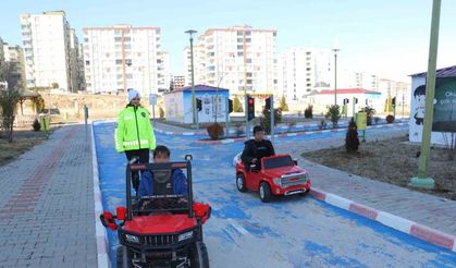 Siirt Belediyesi’nden 30 bin kişiye sosyal destek
