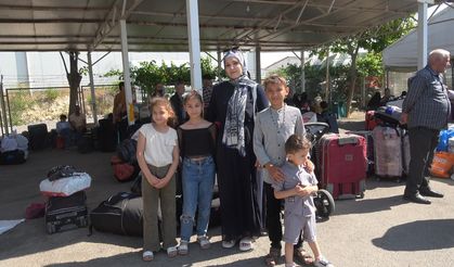 Suriyelilerden Türkiye’ye veda: "Şimdi vatanı büyütme zamanı"