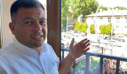 Tokatlı üreticiden halka ikram karpuzlar yarım saatte bitti