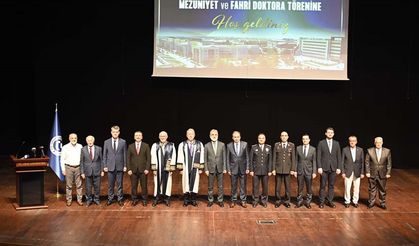 Uşak Üniversitesinde mezuniyet coşkusu