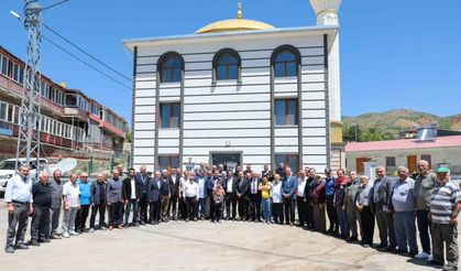 Vali Aydoğdu, Ekecik köyünde vatandaşların taleplerini dinledi