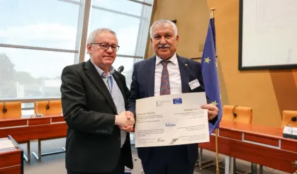 Avrupa Parlamenterler Meclisi'nde Adana rüzgarı