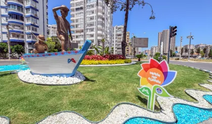 Mersin’de kent estetiğine yaz dokunuşu