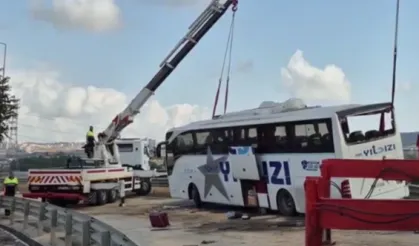 İstanbul Kuzey Marmara Otoyolu’nda feci kaza: 3 ölü, 20 yaralı!