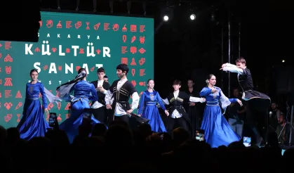 Sakarya’da Kafkas ve İç Anadolu’da şölen gibi akşam