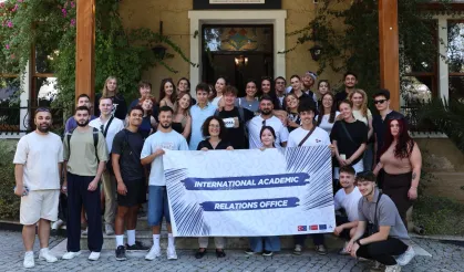 DEÜ’de kültürler buluştu: 13 ülkeden 51 öğrenci DEÜ'ye katıldı