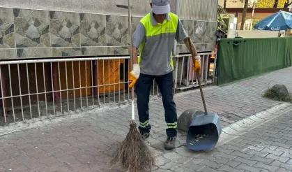 İstanbul Bakırköy'de temizlik seferberliği sürüyor