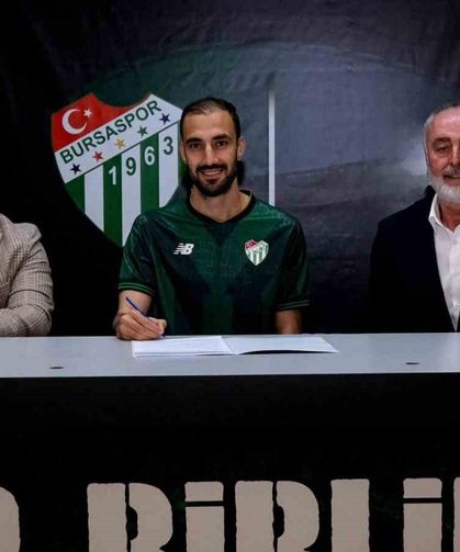 Alperen Babacan, Bursaspor’a imzayı attı