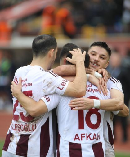 İnegölspor Erbaaspor'u evinde yıktı