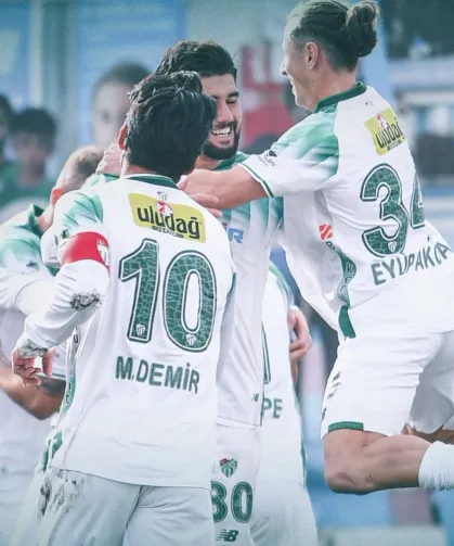 Bursaspor deplasmanda tek golle sonuca gitti