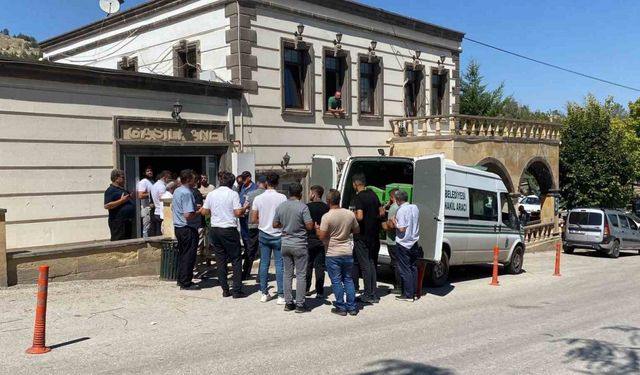 Alacak-verecek kavgasında tüfekle öldürülen şahıs toprağa verildi