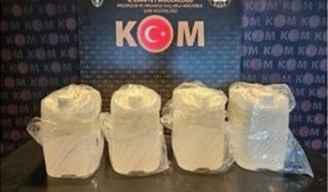 Kargo kutusunda 20 litre kaçak etil alkol ele geçirildi