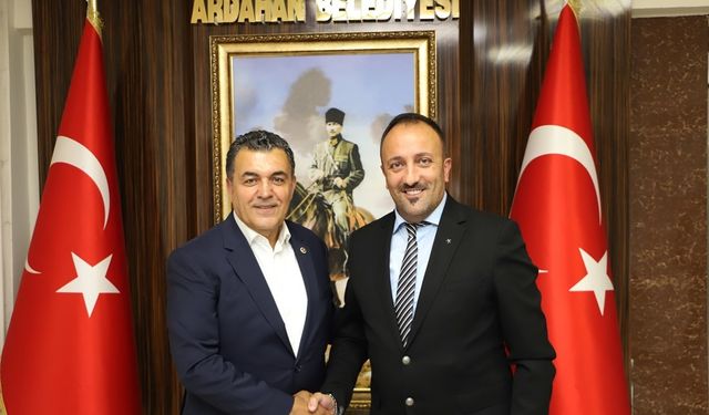 Serhat Ardahan sporun yeni başkanından Belediye başkanına ziyaret